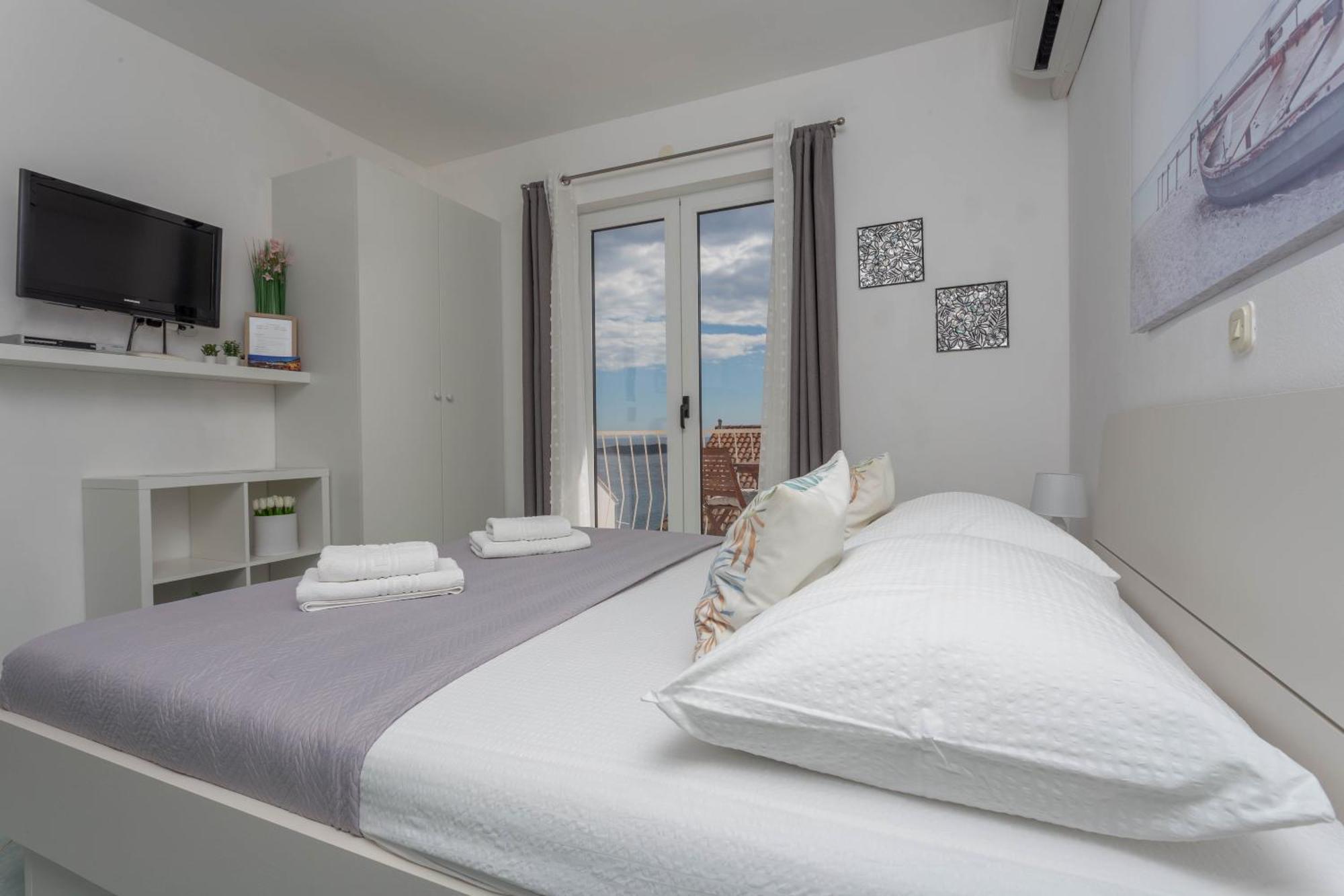 Apartments Anita Đảo Hvar Ngoại thất bức ảnh